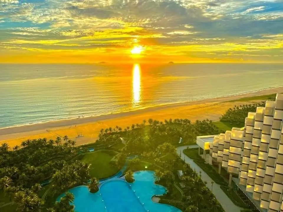Sea Moon Cam Ranh Beach House Apart Otel
