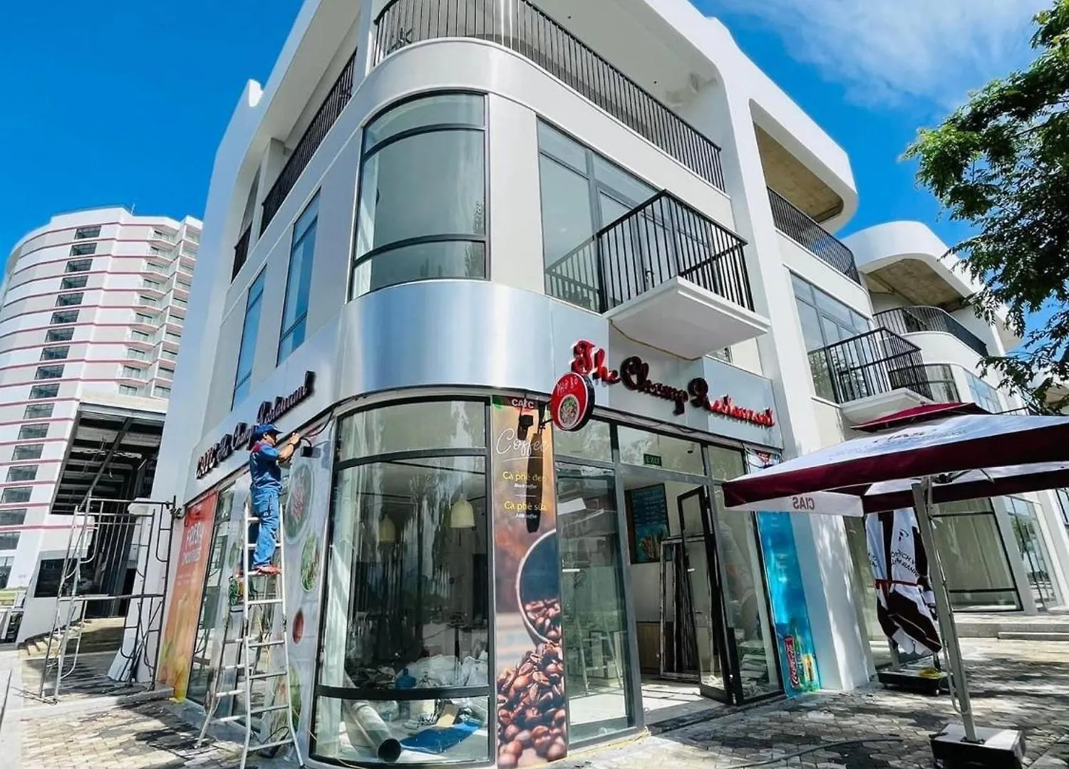 Sea Moon Cam Ranh Beach House Vietnam